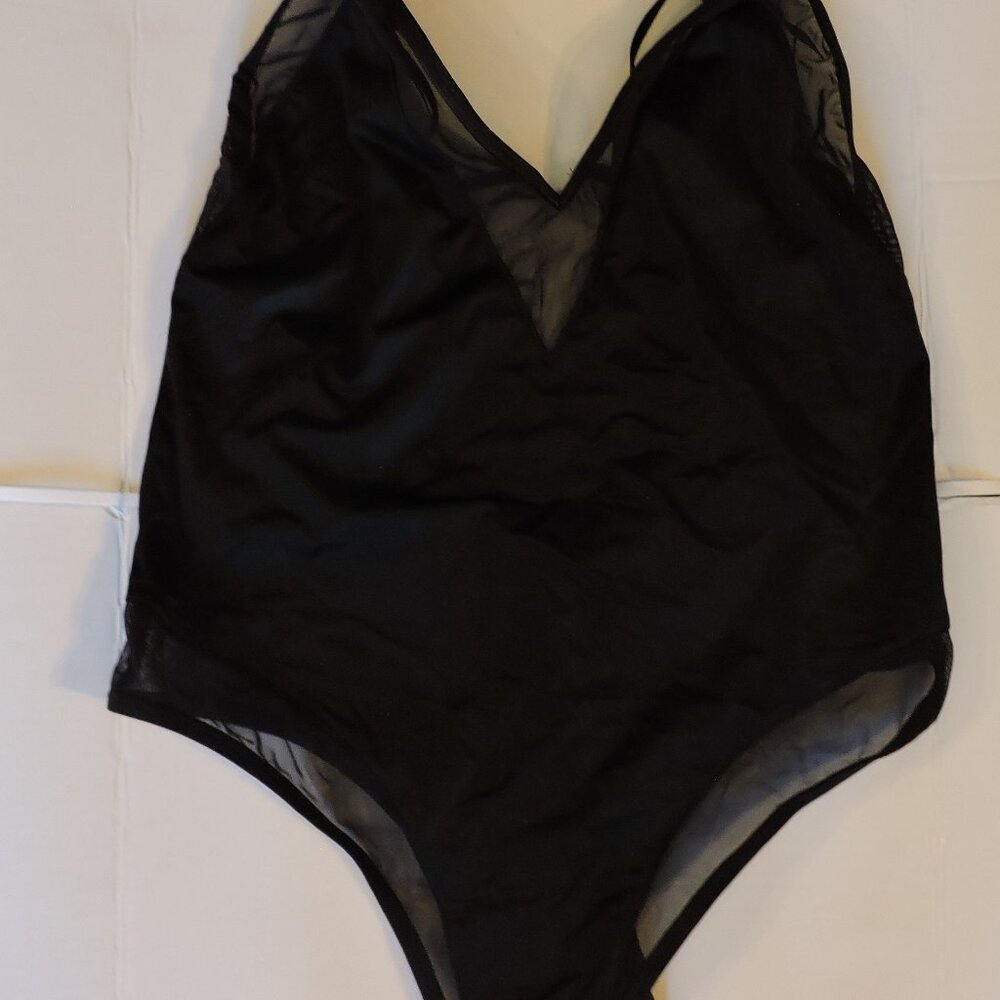 S/P Victoria Secret Criss Cross Black Body Suit